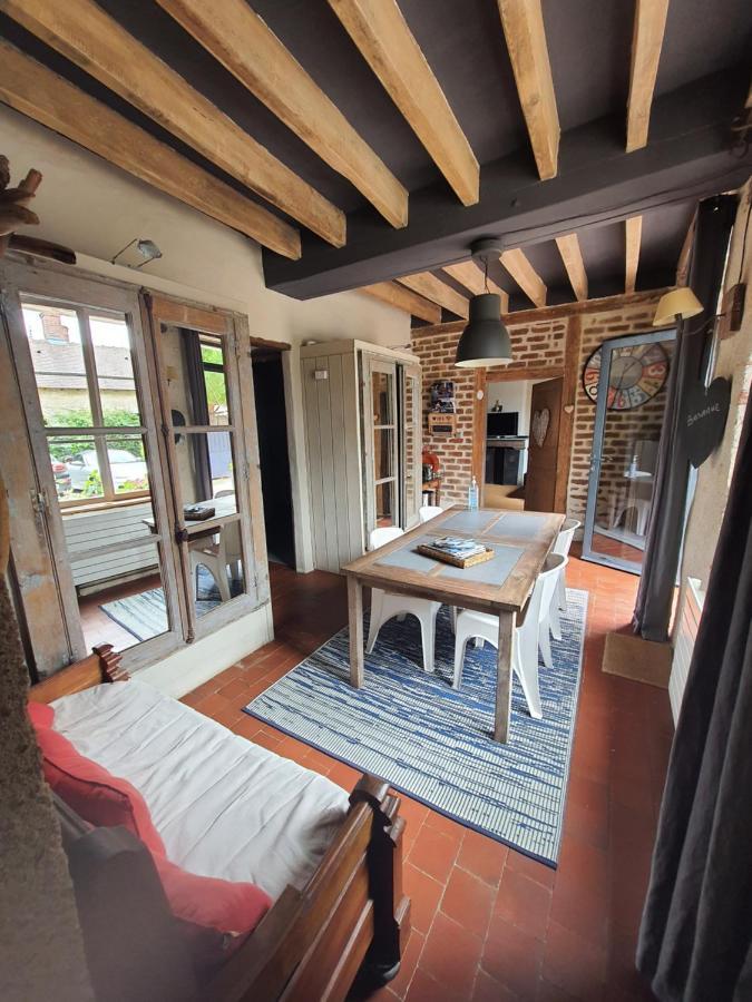Chez Poune Champigny-en-Beauce Bagian luar foto